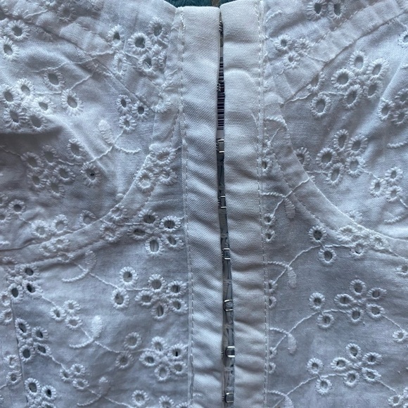NWT-TILLYS-FULL TILT-WHITE EYELET CORSET TOP-SIZE XXS - Picture 3 of 4